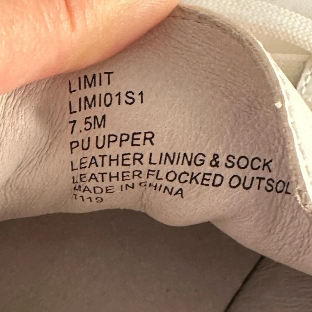 Steve Madden White Limit Leather Sneaker - Women Size-7 1/2 - Picture 7 of 8